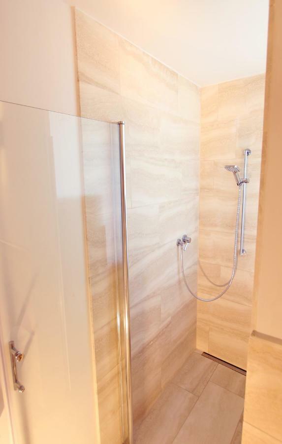 Loft am See mit privatem Badestrand Immenstaad am Bodensee Exterior foto